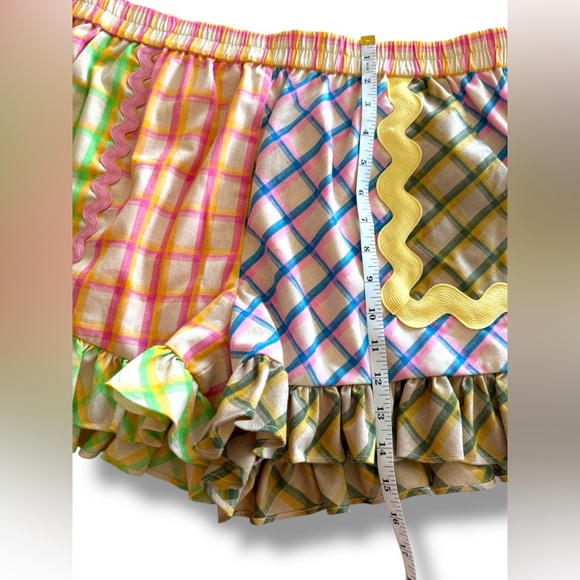 CeliaB Azores Colorful Plaid Ruffle Shorts Large - Picture 6 of 9